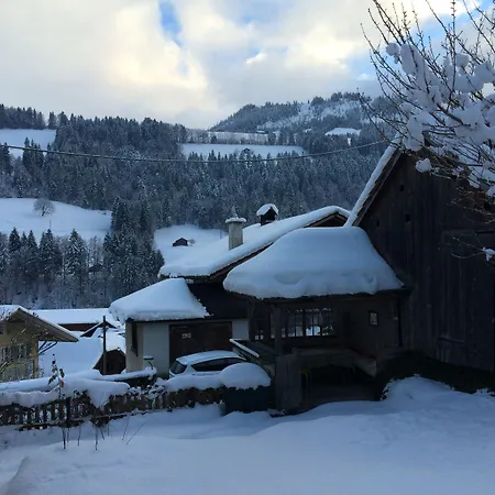 200 Year Old Swiss House Hébergement de vacances *