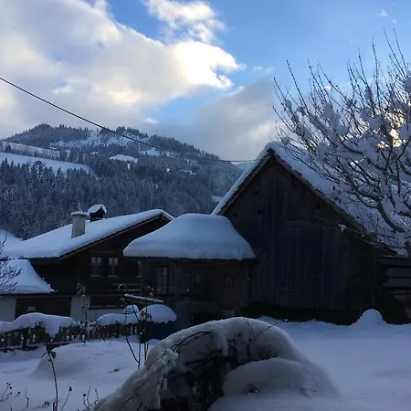 200 Year Old Swiss House Nyaraló