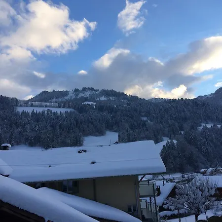 200 Year Old Swiss House * Erlenbach im Simmental