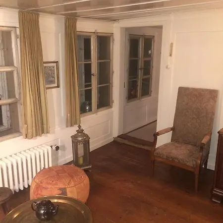 Holiday home 200 Year Old Swiss House *